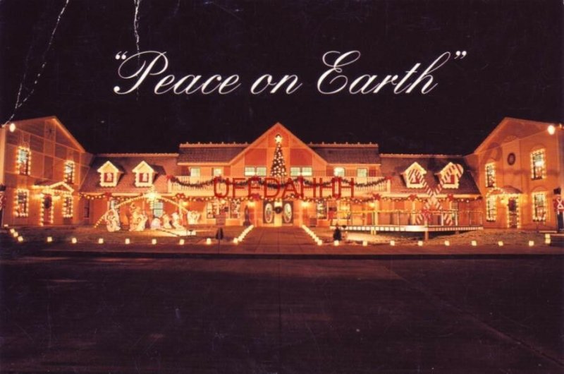 Continental-size PEACE ON EARTH from Lee Middleton Original Dolls Factory Outlet