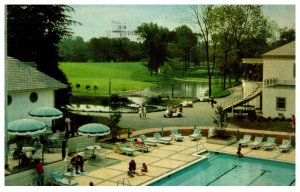 Virginia     Williamsburg Inn and Lodge Swimming Pool