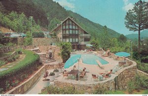 GATLINBURG, Tennessee,1950-1960s; Chalet Motel