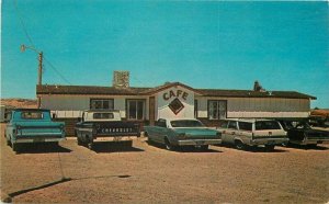 Kayenta Arizona Mac Jerry's Junction Cafe Petley autos Roadside Postcard 21-8945