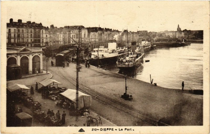 CPA DIEPPE Le Port (416264)