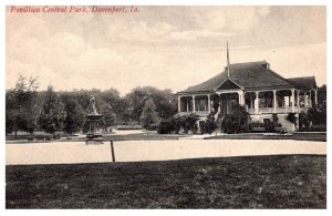 Iowa  Davenport Pavillion Central Park