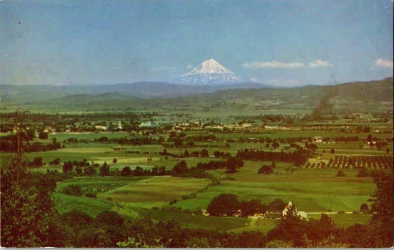 Medford Valley Mt Mcloughlin US Highway 99 Kodachrome Mike Roberts Postcard UNP 