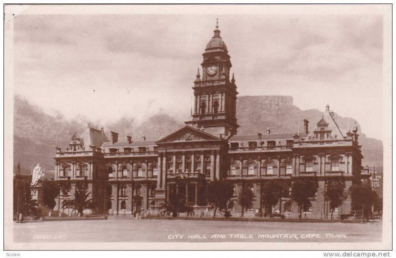RP: City Hall , Cape Town , South Africa , 30-40s