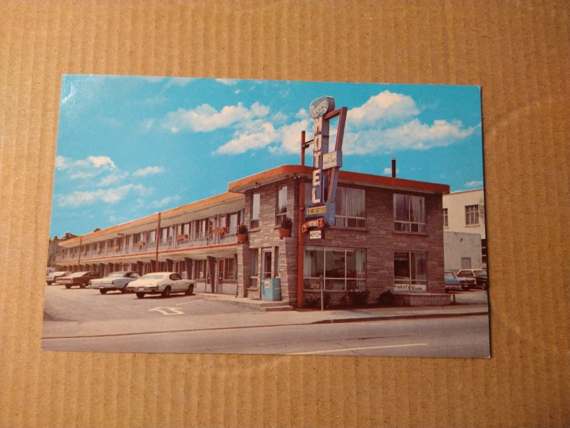 1970's Niagara Motel, Niagara Falls, Canada Chrome Postcard