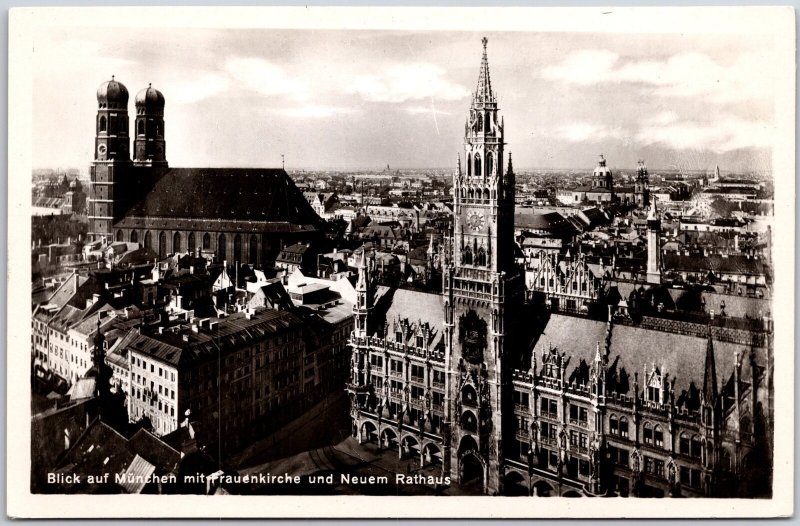 Blick Auf Munchen mit Frauenkirche und Neuem Rathaus Germany RPPC Postcard