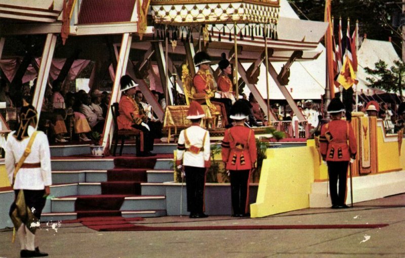 siam thailand, BANGKOK, King Rama IX Bhumibol Adulyadej & Queen Sirikit (1960s)