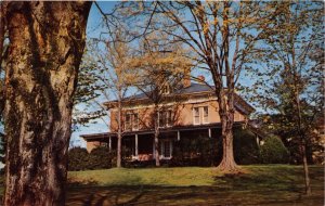 LEXINGTON  VA PRESIDENTS HOME~HOME OF GEN ROBERT E LEE~WASHINGTON & LEE POSTCARD