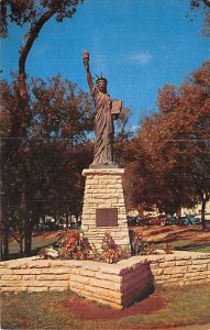 Statue Of Liberty State Capitol - Austin, Texas TX