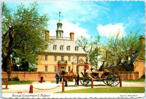 Postcard - Royal Governor's Palace - Williamsburg, Virginia