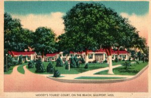 Moody's Toursit Cabines on the Beach in Gulfport, Mississippi Postcard