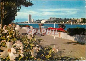 Postcard Moderne Vichy (Allier) Ideale Station Sante holidays Lac d'Allier an...