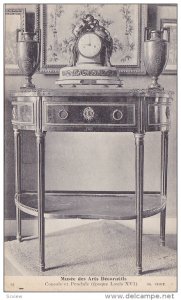 Musee Des Arts Decoratifs, Console Et Pendule (Epoque Louis XVI), PARIS, Fran...