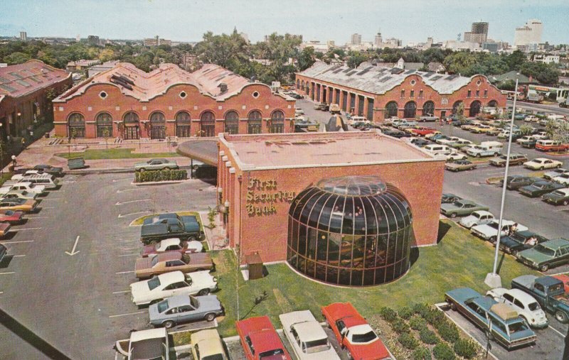 SALT LAKE CITY, TROLLEY SQUARE. Utah, USA - Vintage POSTCARD