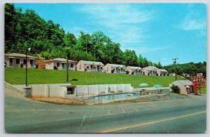 Dude Motel Chattanooga Tennessee Modern Room Grounds And Mainroad View Postcard