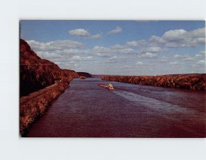 Postcard Along The Great River Road, Greetings, Prairie du Chien, Wisconsin