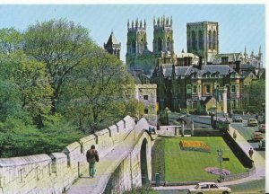 Yorkshire Postcard - York Minster From City Walls - Ref TZ2864