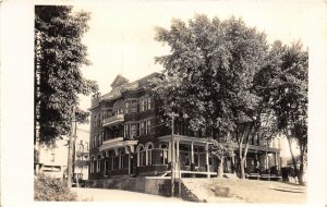 J14/ New Martinsville West Virginia RPPC Postcard c1940s Riverview Hotel 130