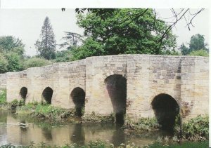 Sussex Postcard - Stopham Bridge - Near Pulborough - Ref MB2369