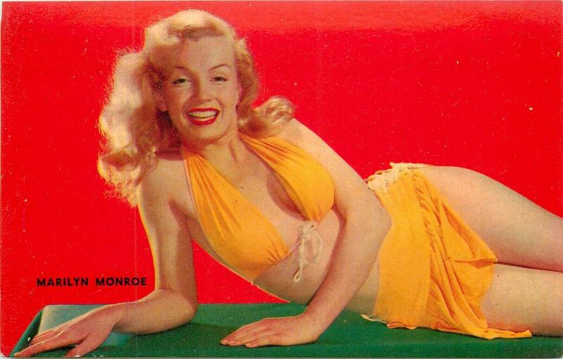 Marilyn Monroe in Bathing Suit Yellow Bikini 1960s Pinup/Risque Postcard