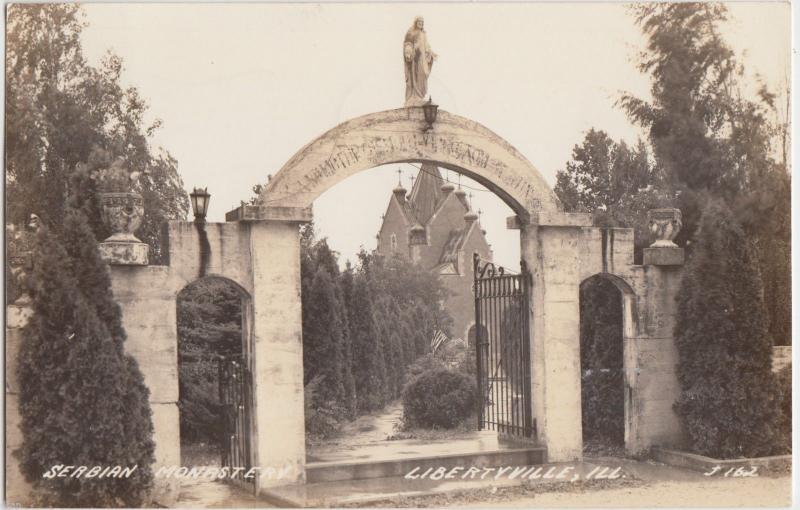 1945 LIBERTYVILLE Illinois Ill RPPC Postcard SERBIAN MONESTERY Gate Entrance 