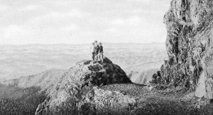 Postcard RPPC View of Charlie's Bunion, Great Smoky Moutains, TN.       P1