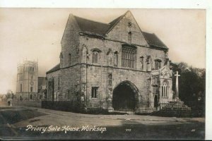 Nottinghamshire Postcard - Priory Gate House - Worksop - Ref 12373A