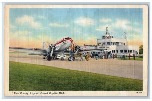 Grand Rapids Michigan Postcard Kent County Airport Airplane 1946 Vintage Antique