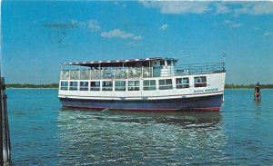 US1 USA Martha Washington of Gray Line cruises from Miami Beach 1971 postcard