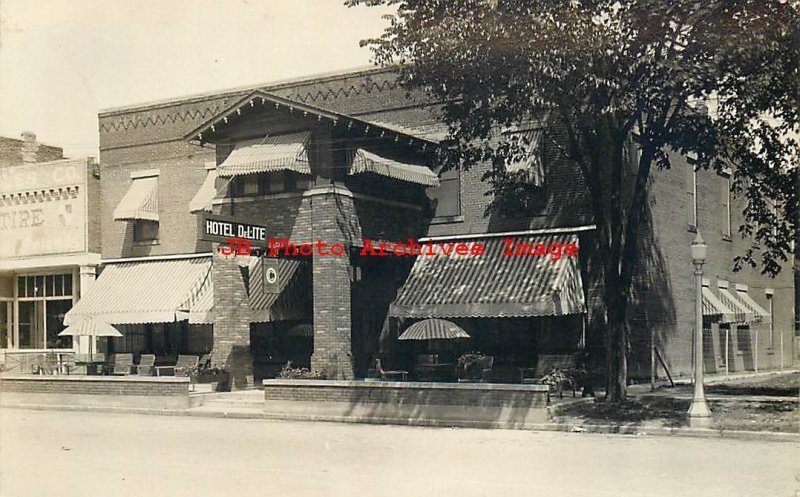 IL, Chicago, Illinois, RPPC, DeLite Hotel, Exterior View, Photo 