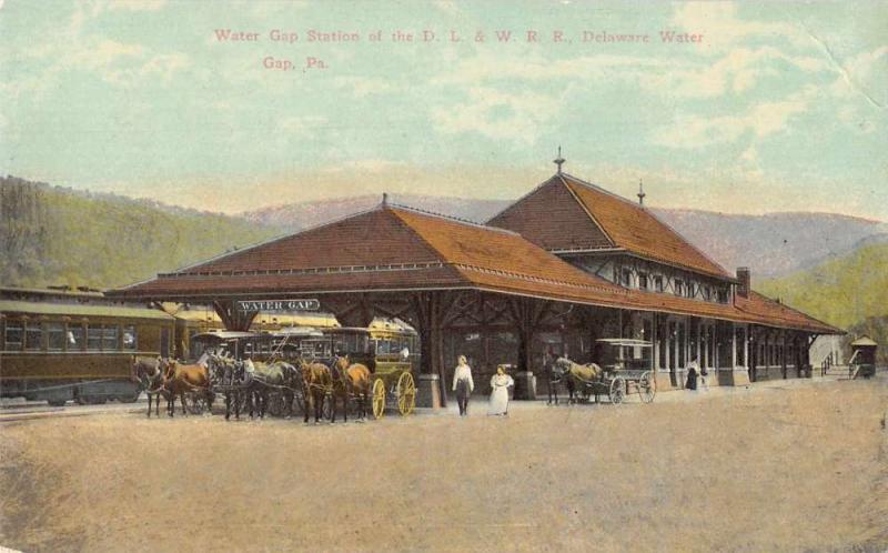 Water Gap Station Delaware Water Gap  Pennsylvania Antique Postcard L2752