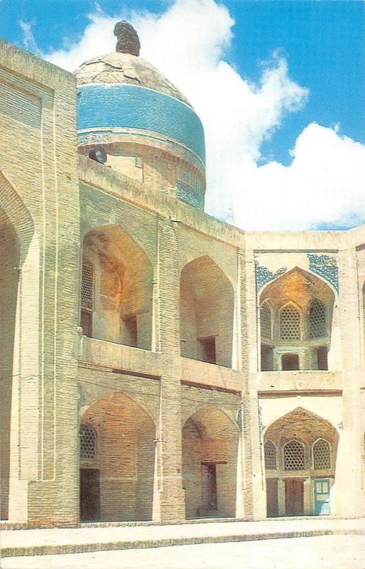 BT15717 Bohara madrasah of mir i arab inner cort           Uzbekistan