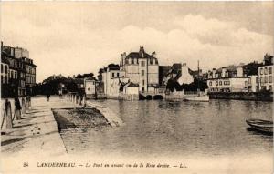 CPA LANDERNEAU - Le Pont en amont vu de la Reve droite (457970)