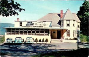 Manchester, VT Vermont HARVEST INN RESTAURANT 50's Cars ROADSIDE Chrome Postcard