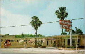 Hollywood Motel Postcard PC414