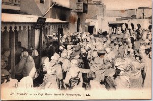Algeria Biskra Au Café Maure devant le Phonographe Vintage Postcard C165
