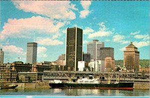 Postcard BOAT SCENE Montreal Quebec QC AN7840