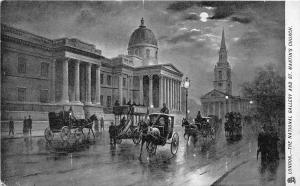 B86050 the national gallery and st martin s church chariot   london uk
