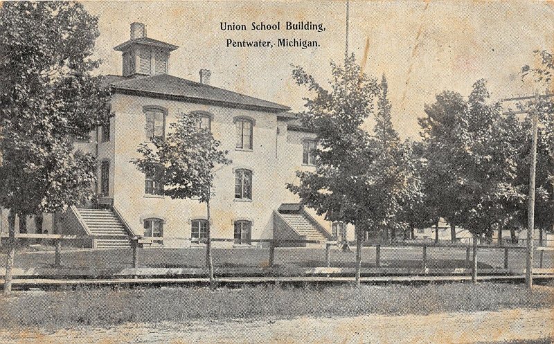 G49/ Pentwater Michigan Postcard 1908 Union School Building