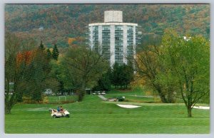 Golf Course, Nevele Country Club, Ellenville Catskills NY, Vintage Postcard