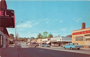 J71/ Plymouth Michigan Postcard Chrome Ann Arbor Trail Stores  199