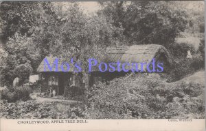 Hertfordshire Postcard - Chorleywood, Apple Tree Dell  RS37765