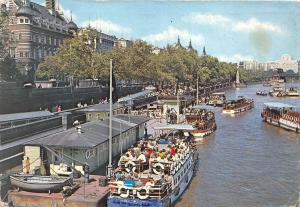 B87180 ship bateaux westminster pier river thames london   uk