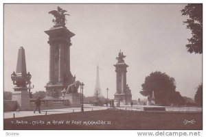 RP; Cours la reine et pont Alexandre III, Paris, France, 00-10s