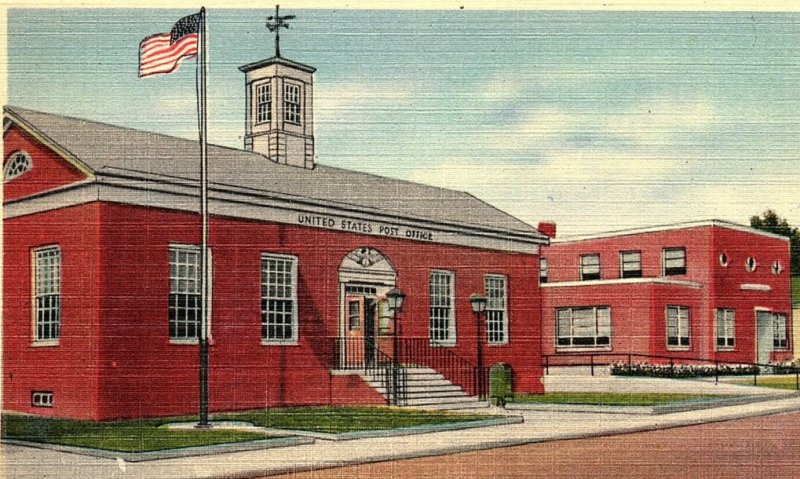 c1940 WAREHAM MASSACHUSETTS POST OFFICE MARKETPLACE BUILDING LINEN POSTCARD P636