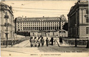 CPA Militaire - RENNES - La Caserne St-GEORGES (90058)