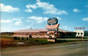 Postcard Modern-Aire Motel U.S. 30 East in Fremont, Nebraska