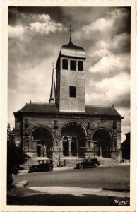 CPA VOUZIERS - L'Eglise (113043)