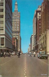 1950s Tulsa Oklahoma Boston Avenue North autos PD Photo service postcard 4307