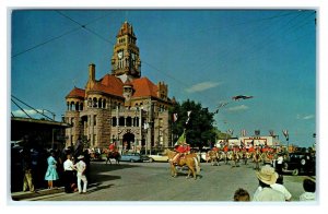 DECATUR, TX ~ COURT HOUSE & Sheriff's PARADE  c1950s Wise County Linen Postcard